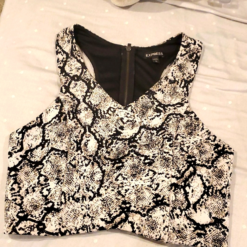 Crop top